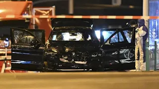 Germania, auto contro il mercatino di Natale: due morti e decine di feriti a Magdeburgo, 15 gravi