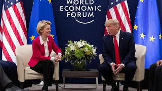 Guerre commerciale : Ursula von der Leyen rencontrera Donald Trump dimanche