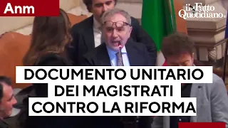 CRITICA LIMITED I magistrati approvano un documento unitario: &quot;Convergenza sulla critica. Riforma pericolosa&quot;