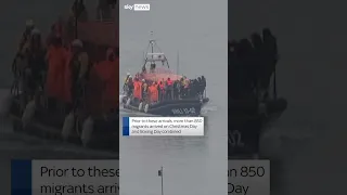 Migrants cross the English Channel to the UK