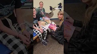 Taylor Swift meets pediatric patients in Kansas City