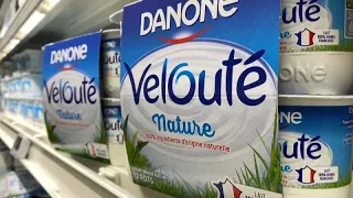 DANONE Danone trascinata in giustizia dalle ONG: &quot;Fa poco per ridurre la plastica&quot;