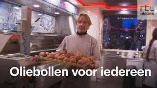 ROUGH RICE Oliebollenprijs rijst de pan uit, maar Jan houdt ze betaalbaar