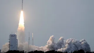 AMAZON.COM INC. Amazon lancia i primi satelliti per la trasmissione dati di internet