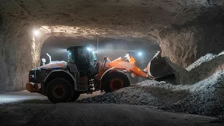 Una grave alluvione paralizza la storica miniera di sale di Praid in Romania