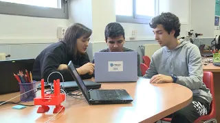 INTL. BUSINESS MACHINES IBM amplía su programa que acerca la IA al mundo educativo