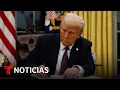 Trump habla con la prensa en la Oficina Oval