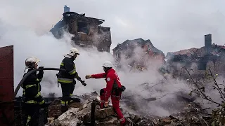 Massive Luftangriffe auf die Ukraine mit mindestens 12 Toten