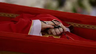 Uraltes Ritual: Gemächer des verstorbenen Papstes versiegelt