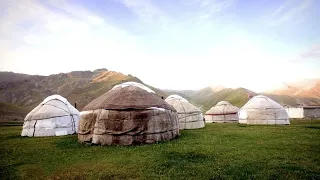 Le iurte del Kazakistan: da rifugi nomadi a moderne innovazioni eco-abitative