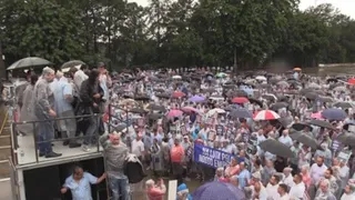 FORD MOTOR COMPANY Trabajadores de Ford en Sao Paulo inician huelga indefinida por posible cierre de fábrica