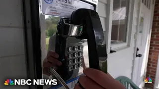 Good News: Vermont engineer restores payphones for community use