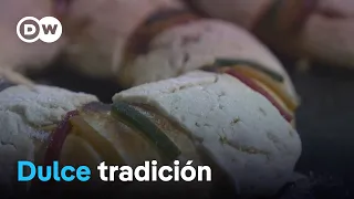 Reclusos elaboran Rosca de Reyes en Ciudad de México