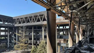 Nuove immagini mostrano le conseguenze dell&#39;attacco israeliano sulla TV di stato iraniana