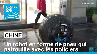 Un robot qui patrouille avec les policiers : la nouvelle recrue de la police chinoise • FRANCE 24