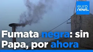 Fumata negra en la Capilla Sixtina: No hay nuevo Papa, de momento