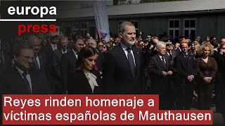 Reyes rinden homenaje a víctimas españolas de Mauthausen en el 80 aniversario de la liberación