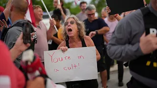 &#39;Good Trouble&#39;: manifestazioni in USA contro l&#39;agenda di Trump