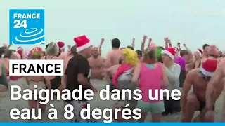 DEFI Finir l&#39;année avec un bain de mer glacé, le défi de centaines de Français • FRANCE 24