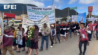 Miles de indígenas mexicanos protestan en la frontera sur por la violencia e inseguridad