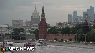 Trump warns Ukraine not to strike Moscow