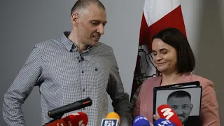 Sergei Tikhanovsky olvidó cómo hablar en prisión en Bielorrusia