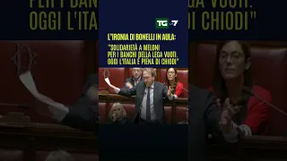 Bonelli in aula:&quot;Solidarietà a Meloni per i banchi della Lega vuoti.Oggi l&#39;Italia è piena di chiodi&quot;